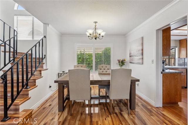 Detail Gallery Image 10 of 40 For 15621 Saul Ct, Canyon Country,  CA 91387 - 4 Beds | 3 Baths