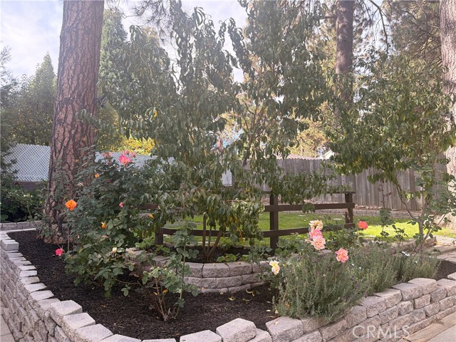 Detail Gallery Image 22 of 28 For 31014 Glen Oak Dr, Running Springs,  CA 92382 - 2 Beds | 1 Baths