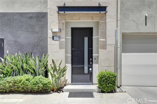 Detail Gallery Image 2 of 19 For 2296 Synergy, Irvine,  CA 92614 - 2 Beds | 2/1 Baths