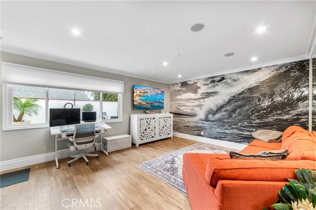 Detail Gallery Image 36 of 61 For 5522 Mossvale Cir, Huntington Beach,  CA 92649 - 4 Beds | 3 Baths