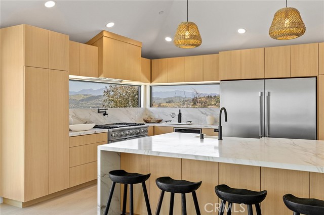 Detail Gallery Image 13 of 74 For 820 Calle Mendoza, San Clemente,  CA 92672 - 4 Beds | 3 Baths