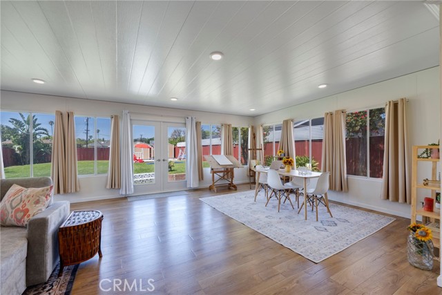 Image 17 of 63 For 1519 Victoria