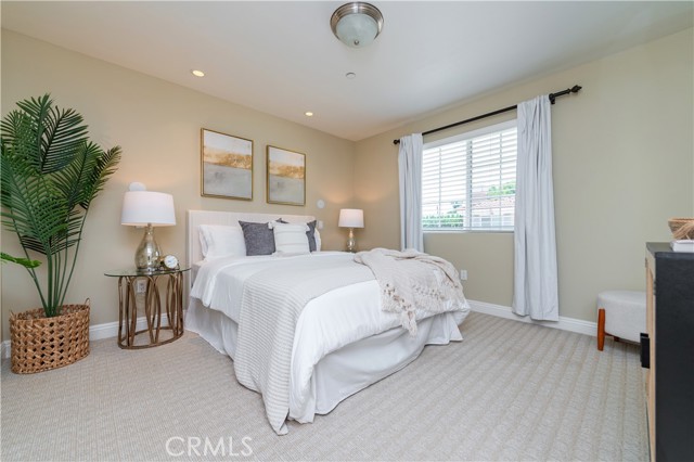 Detail Gallery Image 13 of 24 For 638 N Atlantic Bld #B,  Alhambra,  CA 91801 - 2 Beds | 2/1 Baths