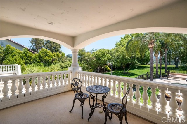Detail Gallery Image 51 of 75 For 25132 Barnhill Rd, Saugus,  CA 91350 - 6 Beds | 6 Baths