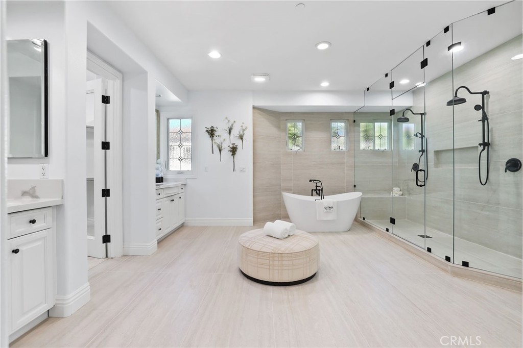 MLS #OC25219998 image #47