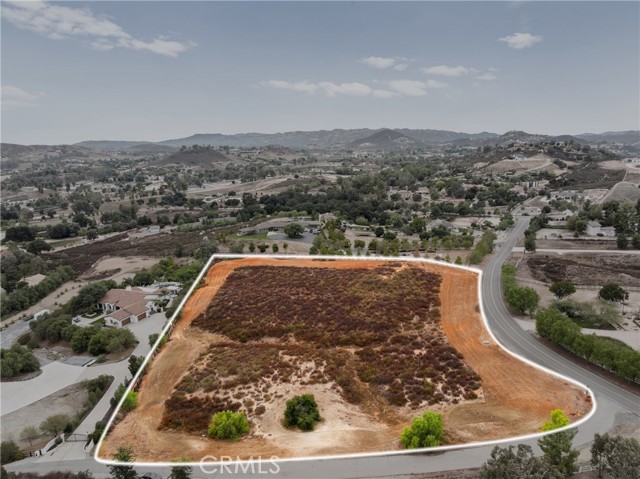 20405 Kyle Court, Murrieta CA: https://media.crmls.org/medias/016855e5-50be-45f8-af9d-5fe671833f69.jpg