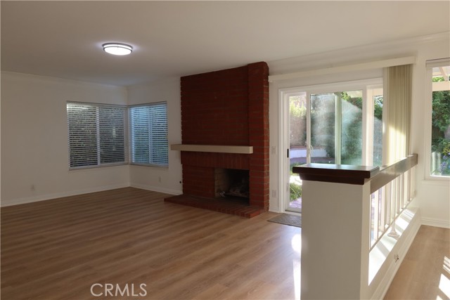 Detail Gallery Image 8 of 28 For 19 Alameda, Irvine,  CA 92620 - 5 Beds | 2/1 Baths
