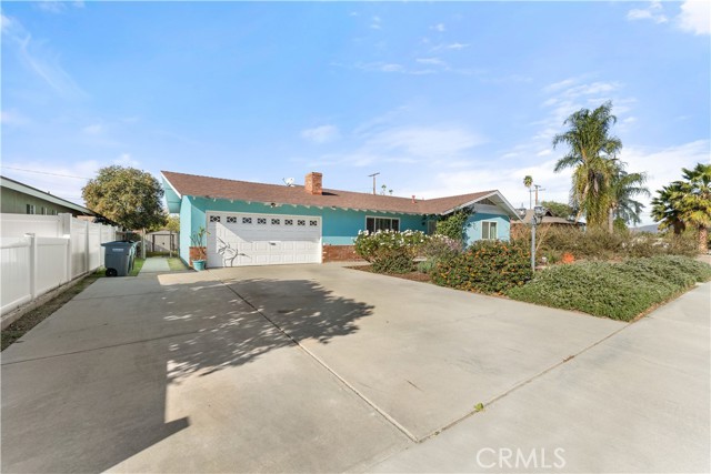 Detail Gallery Image 2 of 27 For 285 Monte Vista, Hemet,  CA 92544 - 3 Beds | 2 Baths