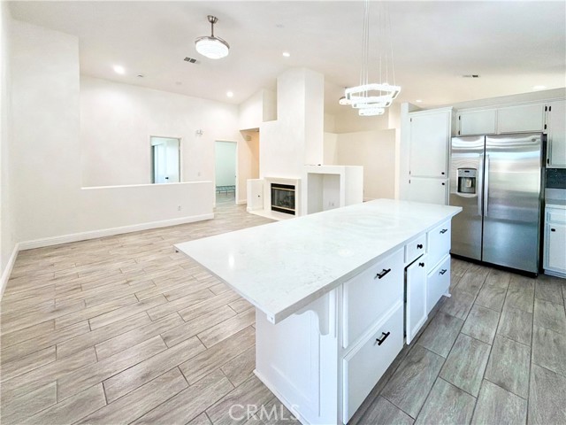 Detail Gallery Image 6 of 26 For 37116 Alder, Palmdale,  CA 93552 - 3 Beds | 2 Baths