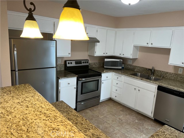 Detail Gallery Image 11 of 11 For 408 N via Roma, Anaheim,  CA 92806 - 2 Beds | 1/1 Baths