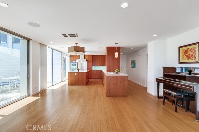 Detail Gallery Image 16 of 75 For 2999 E Ocean Bld, Long Beach,  CA 90803 - – Beds | – Baths