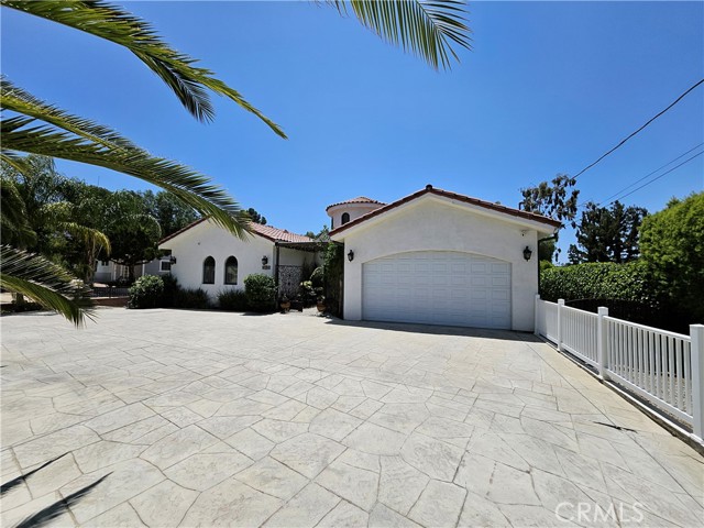 Detail Gallery Image 5 of 28 For 9740 La Canada Way, Shadow Hills,  CA 91040 - 3 Beds | 4 Baths