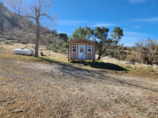 Detail Gallery Image 9 of 13 For 7700 Digier, Frazier Park,  CA 93225 - 3 Beds | 2/1 Baths