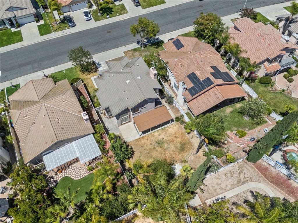 https://media.crmls.org/medias/016bd749-cc84-4db9-9209-0c652afcf74a.jpg?preset=X-Large