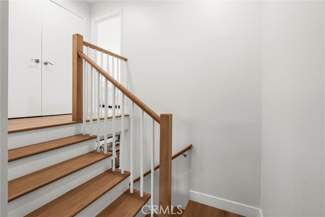 1832 Rockefeller Lane, Redondo Beach CA: https://media.crmls.org/medias/016c350d-e29c-4ff6-ae33-ffdb95e36901.jpg