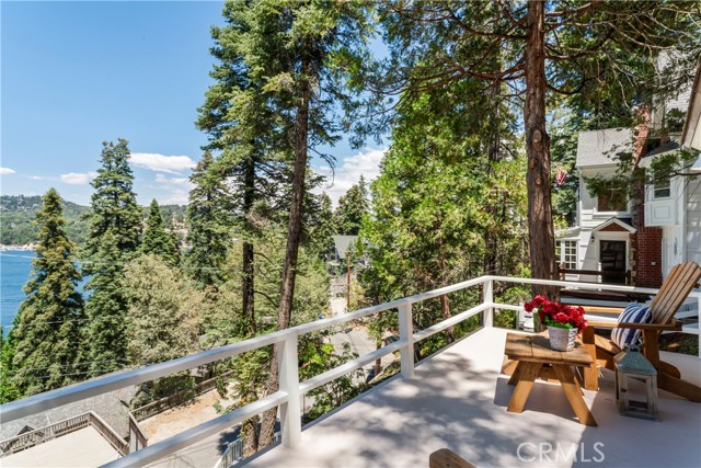 Detail Gallery Image 30 of 44 For 28901 Palisades Dr, Lake Arrowhead,  CA 92352 - 3 Beds | 1/1 Baths