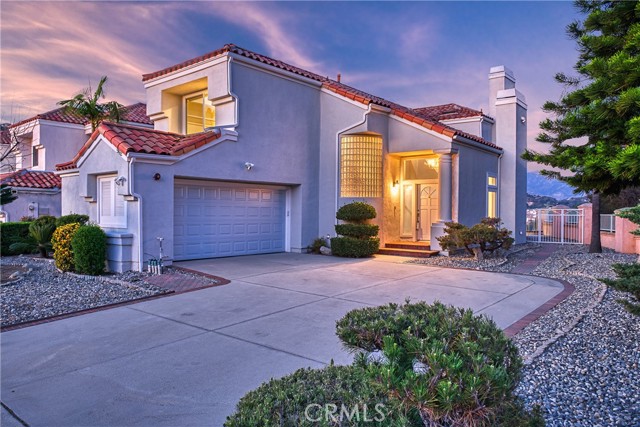 Detail Gallery Image 2 of 59 For 962 Calle Bella, Glendale,  CA 91208 - 4 Beds | 3 Baths