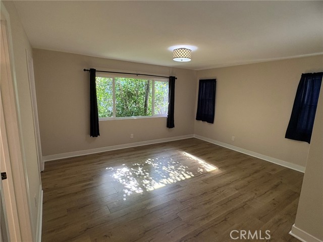 Detail Gallery Image 30 of 41 For 20420 Keswick St, Winnetka,  CA 91306 - 4 Beds | 3 Baths