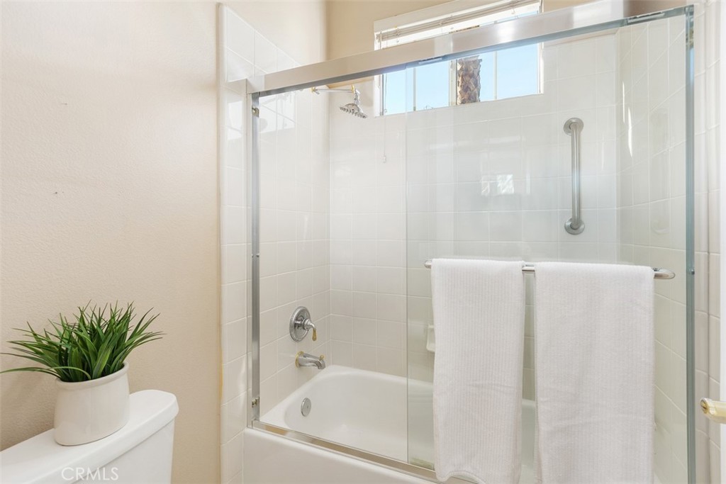 MLS #OC25269691 image #19