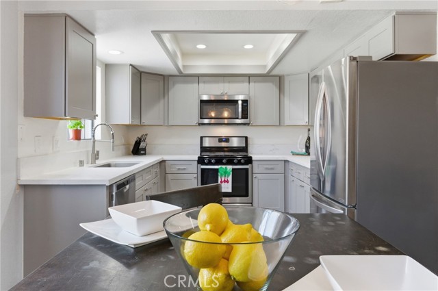 Detail Gallery Image 7 of 48 For 2599 Walnut #135,  Signal Hill,  CA 90755 - 2 Beds | 2 Baths