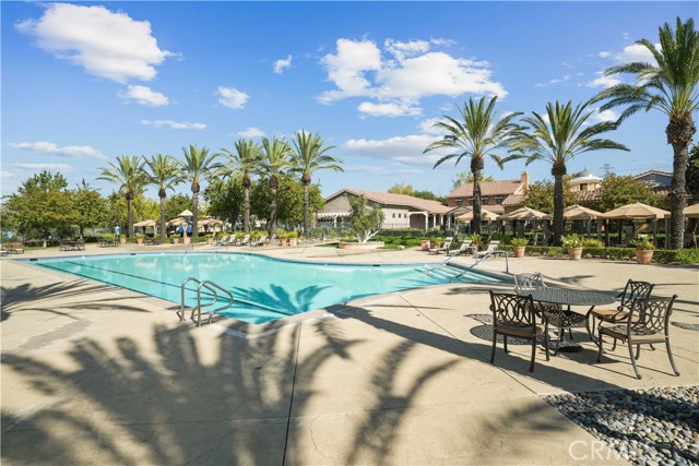 Detail Gallery Image 41 of 44 For 27976 Red Pine Ct, Valencia,  CA 91354 - 2 Beds | 3 Baths