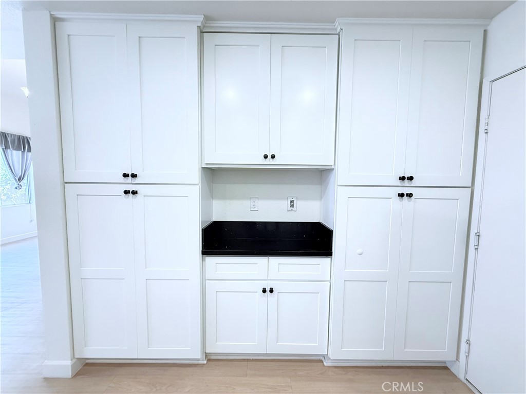 https://media.crmls.org/medias/01707b7d-be1c-45c9-9fd1-2d3e03bdc051.jpg?preset=X-Large