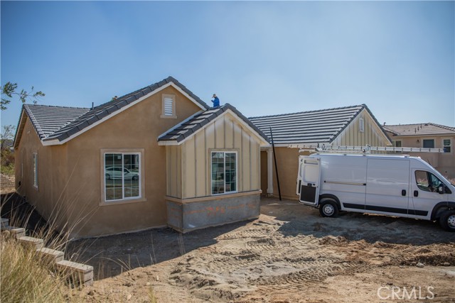 Detail Gallery Image 4 of 13 For 6925 N. Curtis Lane, San Bernardino,  CA 92407 - 5 Beds | 3/1 Baths