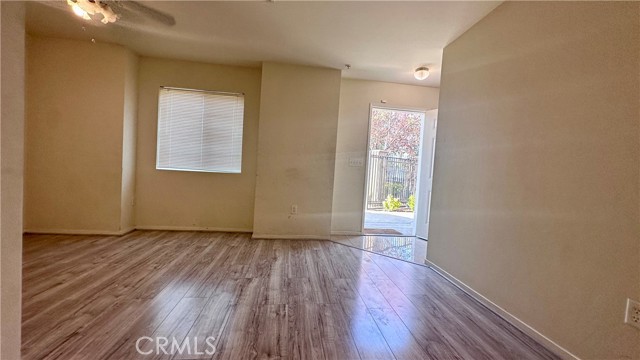 600 Hosking Avenue, Bakersfield CA: https://media.crmls.org/medias/0172f13d-250b-4e88-bbf8-3e673b36891e.jpg