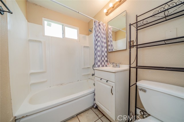 Detail Gallery Image 24 of 36 For 17941 E Payson St, Azusa,  CA 91702 - 3 Beds | 1 Baths