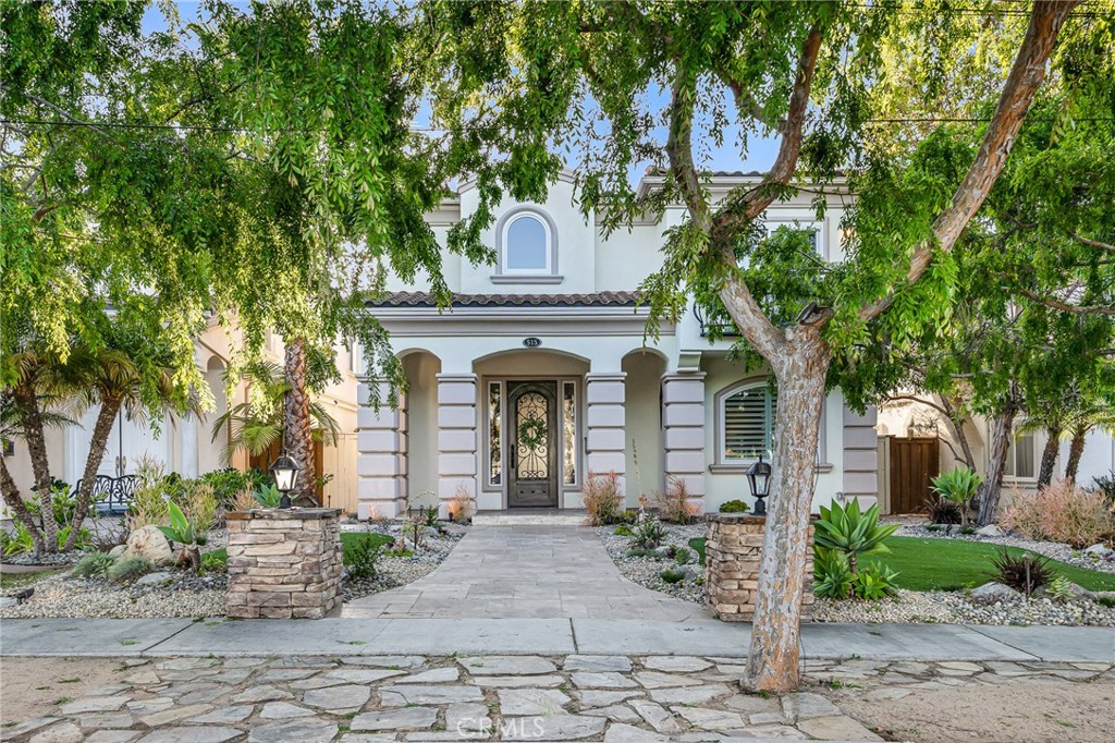 515 S Lucia Avenue, Redondo Beach, CA 90277