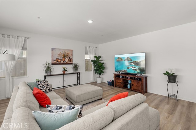 5756 Quicksilver Way, Banning CA: https://media.crmls.org/medias/01763a6d-1bd7-4c23-9805-0780a388e53c.jpg