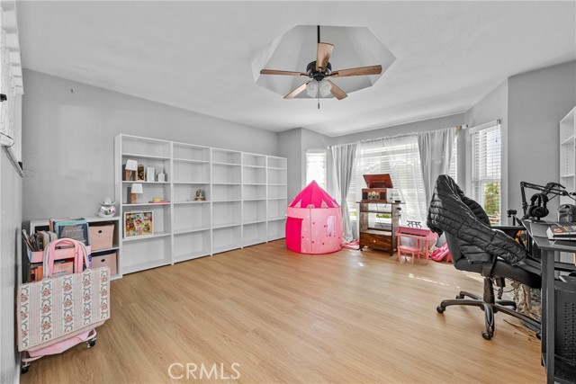 Detail Gallery Image 3 of 22 For 1586 El Camino De Vida, Hollister,  CA 95023 - 4 Beds | 2 Baths