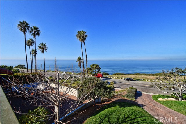 Detail Gallery Image 5 of 50 For 1508 Paseo Del Mar, Palos Verdes Estates,  CA 90274 - 6 Beds | 4/2 Baths