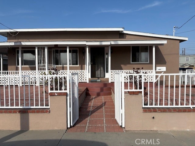 Detail Gallery Image 9 of 14 For 3661 Seabright, Long Beach,  CA 90810 - 3 Beds | 2 Baths