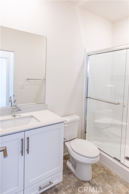 Detail Gallery Image 8 of 20 For 3472 E Emerald Dr, Ontario,  CA 91761 - 4 Beds | 3 Baths