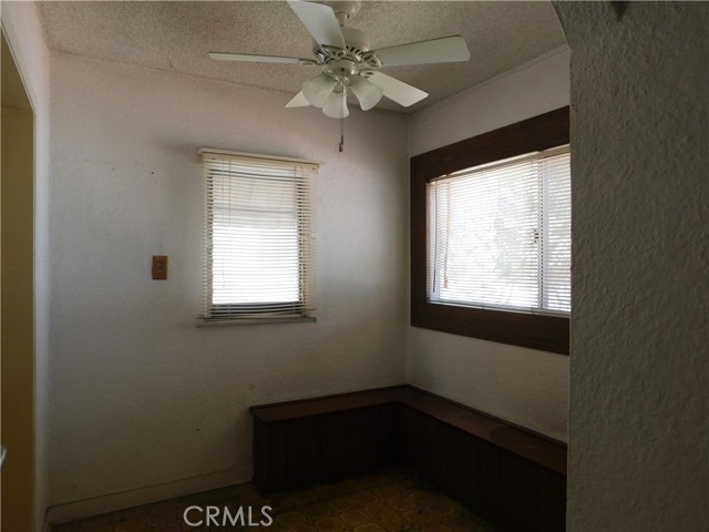 10852 Otsego Street, North Hollywood CA: https://media.crmls.org/medias/01786b35-50af-47b2-9c7a-d6a2ffc8b46e.jpg