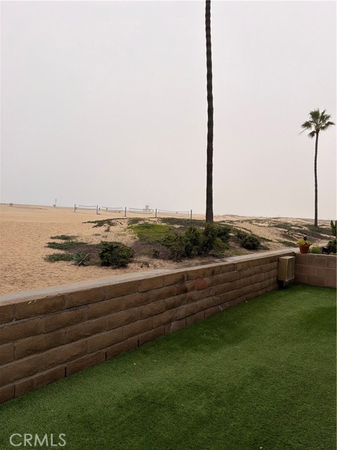 Detail Gallery Image 5 of 31 For 418 #a E Oceanfront, Newport Beach,  CA 92661 - 3 Beds | 2 Baths