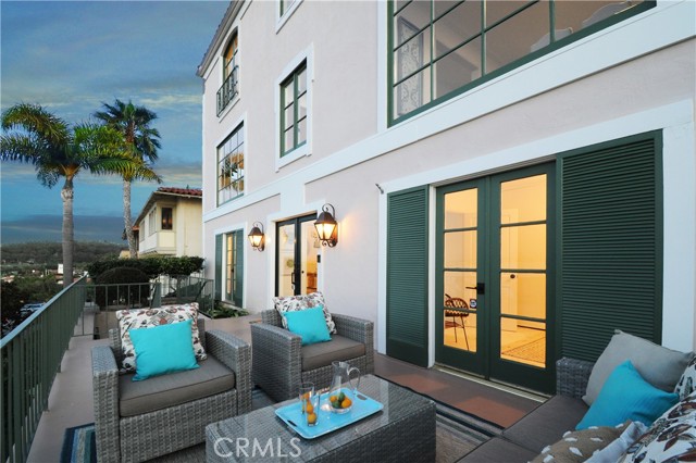 528 Via Almar, Palos Verdes Estates, California 90274, 4 Bedrooms Bedrooms, ,3 BathroomsBathrooms,Residential,Sold,Via Almar,PV22022011