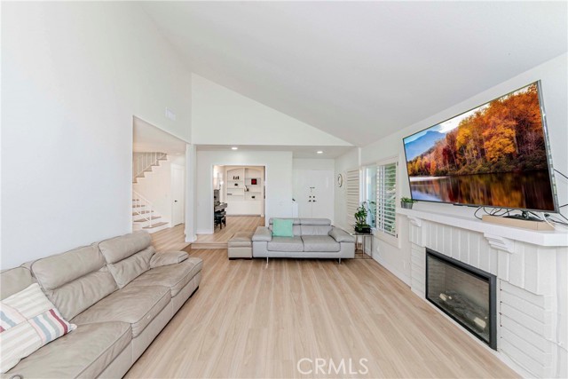 Detail Gallery Image 10 of 41 For 16325 Sierra Trail Ct, Hacienda Heights,  CA 91745 - 3 Beds | 3 Baths