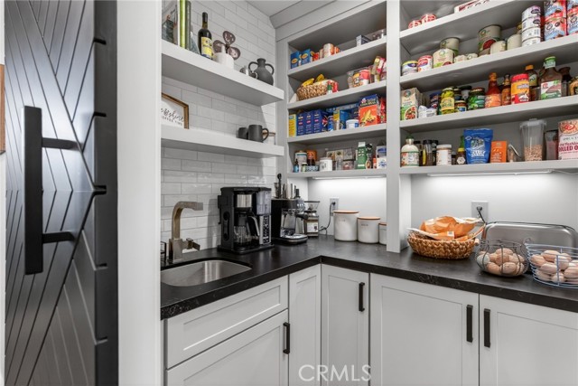 Image 30 of 75 For 8064 Gopher Gulch