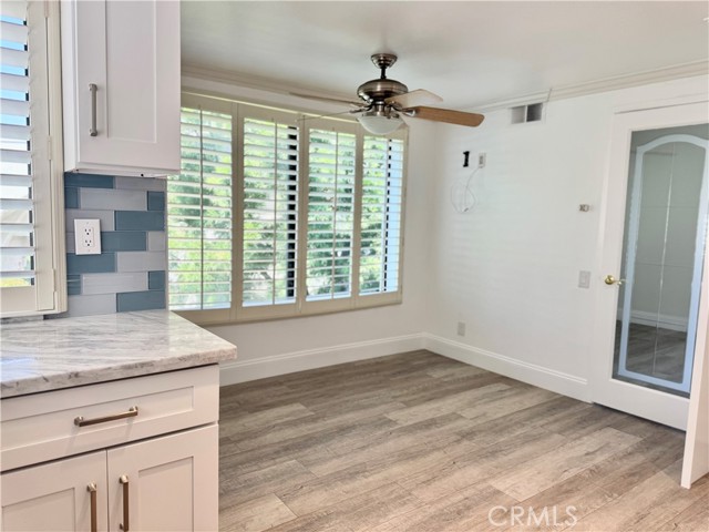 Detail Gallery Image 11 of 32 For 22342 Estallens #42,  Mission Viejo,  CA 92692 - 3 Beds | 2/1 Baths