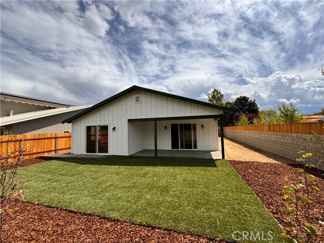 Detail Gallery Image 2 of 27 For 782 Pivot Pl, Bishop,  CA 93514 - 4 Beds | 3 Baths