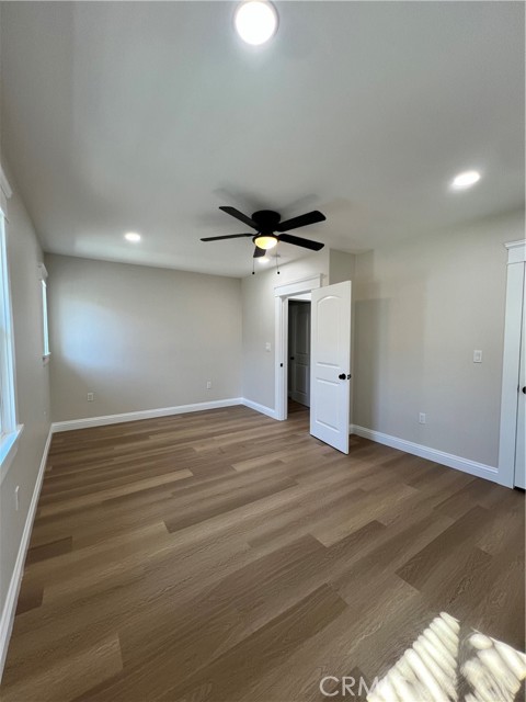 Detail Gallery Image 18 of 28 For 1904 E 2nd #B,  Long Beach,  CA 90802 - 2 Beds | 1 Baths