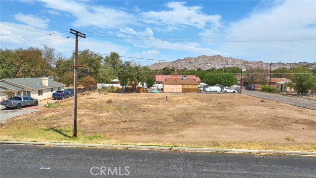 16490 E, Victorville, CA, 92395 16490 E, Victorville, CA, 92395