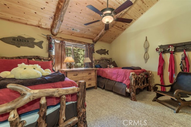 625 Cedar Glen Drive, Big Bear City CA: https://media.crmls.org/medias/017c6337-6c12-4e1e-9c9f-d9eacf1ae491.jpg