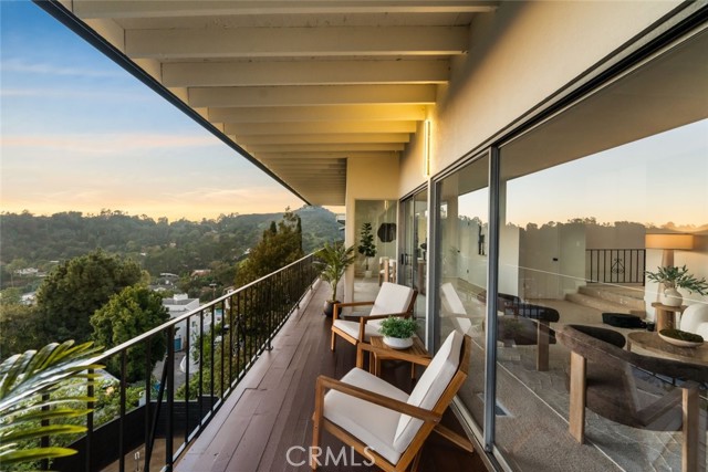 Detail Gallery Image 48 of 75 For 7426 Mulholland Dr, Los Angeles,  CA 90046 - 2 Beds | 2 Baths