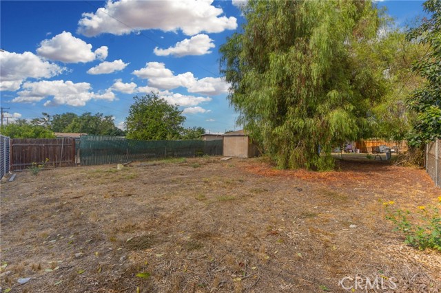 Detail Gallery Image 13 of 19 For 18585 14th, Bloomington,  CA 92316 - 2 Beds | 1 Baths