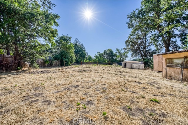 9742 Bonham Road, Lower Lake CA: https://media.crmls.org/medias/017e3ed6-245f-4ec6-91a7-7adac1324b38.jpg
