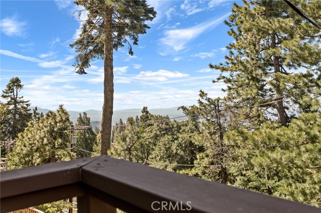 Detail Gallery Image 13 of 41 For 26568 Valley View Dr, Rimforest,  CA 92378 - 3 Beds | 2 Baths
