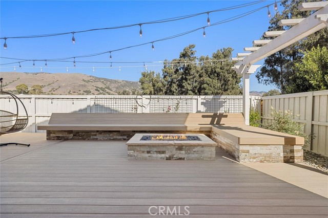 Detail Gallery Image 9 of 19 For 3898 Hayfield, San Luis Obispo,  CA 93401 - 3 Beds | 3 Baths